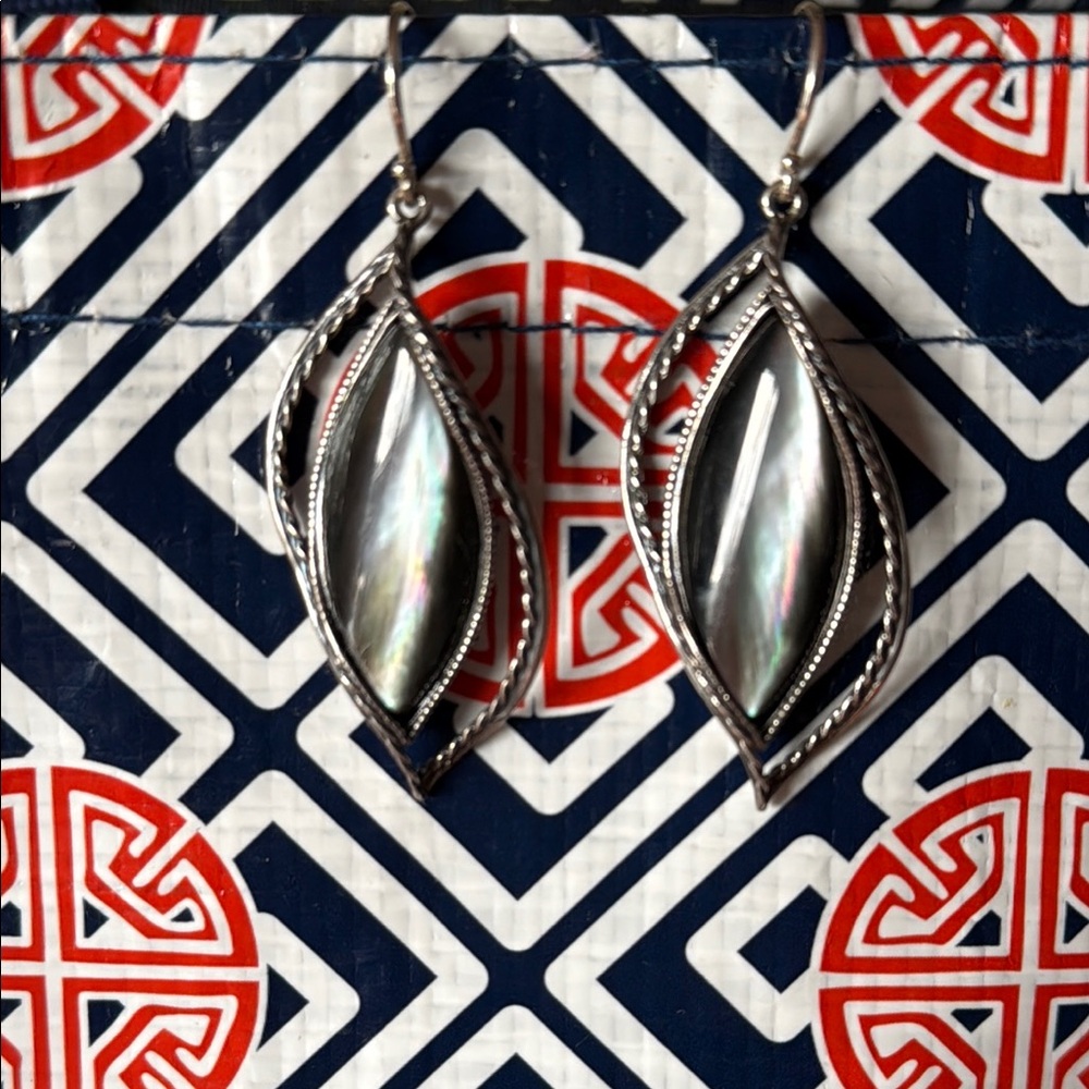 925 Silver Earrings. NWOT - Picture 2 of 8